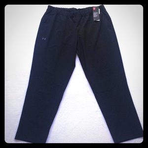 Women's black UA loose fit joggers Sz L